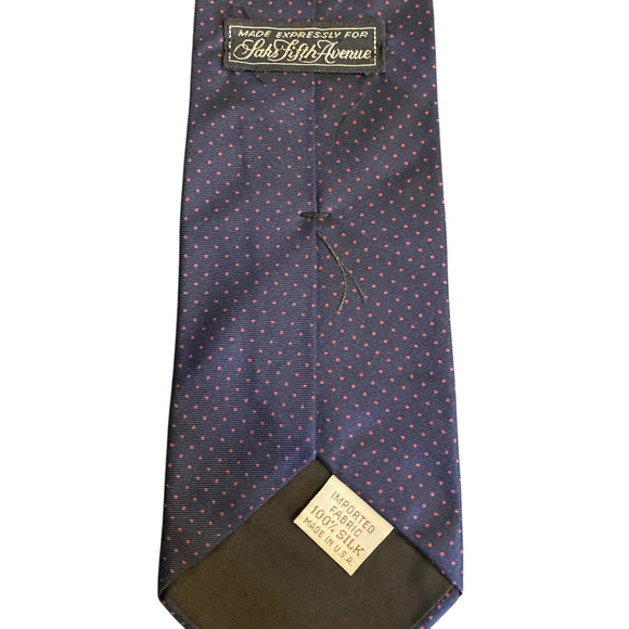 5 Silk Ties - Forsyth, Hathaway, Embassy Row Neckwear, & Saks Fifth Avenue - Picture 6 of 6